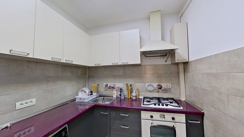 Doua camere, parter, curte comuna inchisa, ultracentral